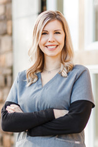 photo of nichole makeup artist in auburn