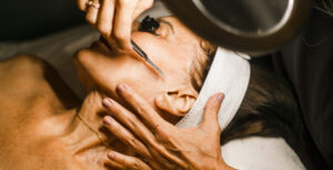 Vibrance-Dermaplane